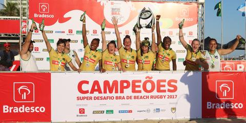 Seleção brasileira feminina de Beach Rugby é tetra do Super Desafio BRA
