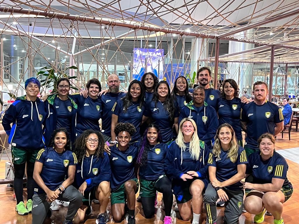 Brasil embarcou aos Emirados Árabes para o início da temporada 2023-24 do Circuito Mundial de Rugby Sevens feminino